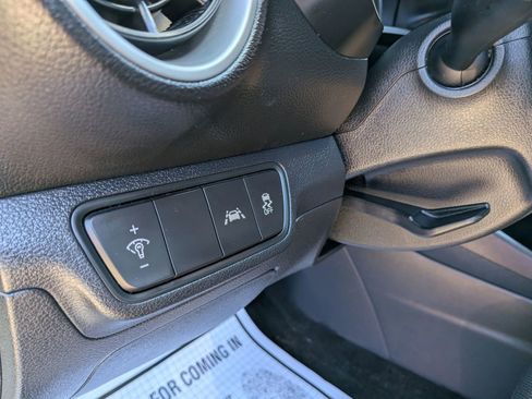 Used 2021 Kia Forte LXS FWD image 34