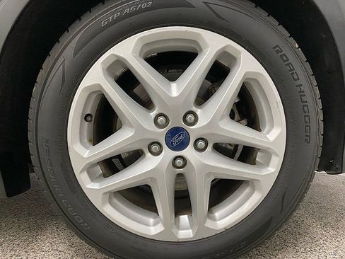 Used 2014 Ford Fusion SE image 23