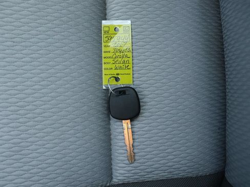 Used 2017 Toyota Corolla LE w/ LE Eco Premium Package FWD image 41