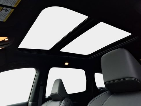 Used 2025 INFINITI QX60 Luxe w/ Black Edition image 19