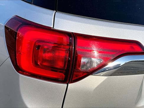 Used 2017 GMC Acadia Denali image 28