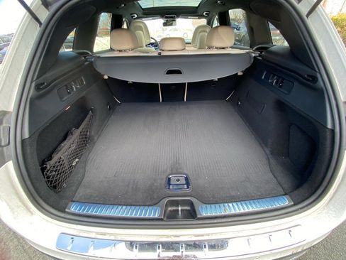 Used 2023 Mercedes-Benz GLC 300 4MATIC image 15