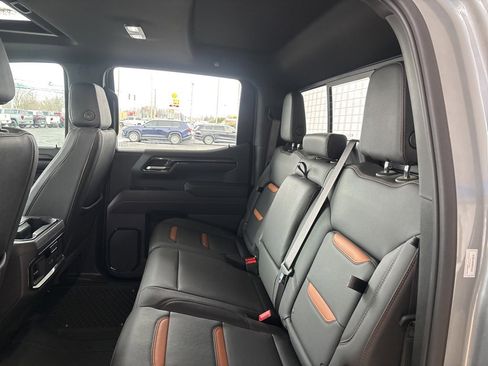 Used 2025 GMC Sierra 1500 AT4 w/ AT4 Premium Package image 28