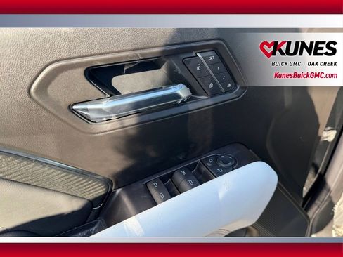 New 2026 GMC Canyon AT4X image 8