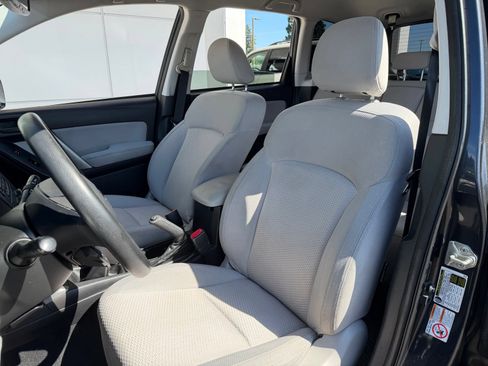Used 2014 Subaru Forester 2.5i Premium w/ Popular Package #2 AWD/4WD image 11
