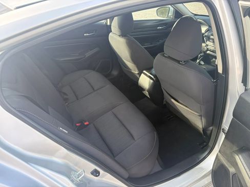 Used 2020 Nissan Altima 2.5 S FWD image 7