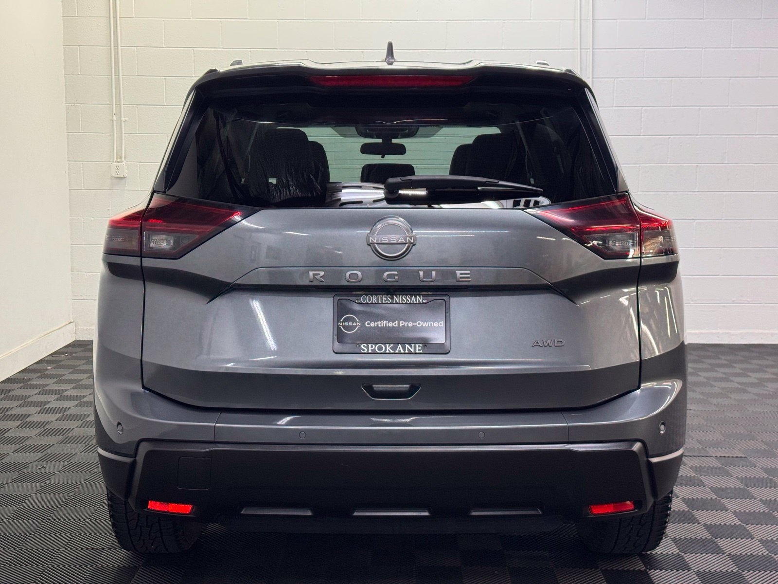 Certified 2025 Nissan Rogue SV w/ SV Premium Package AWD/4WD image 10