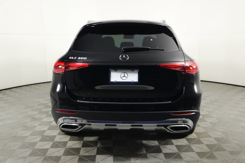Used 2025 Mercedes-Benz GLC 300 image 6