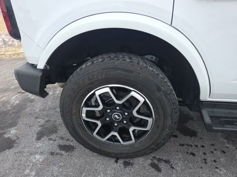 Certified 2025 Ford Bronco Outer Banks image 8