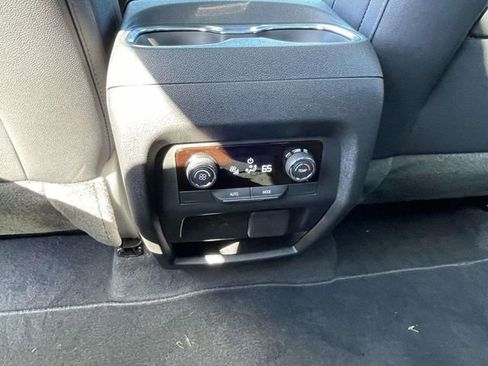 New 2026 Chevrolet Traverse Z71 w/ Driver Confidence Package image 15