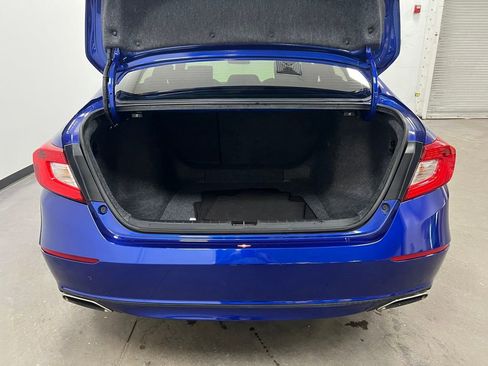 Used 2019 Honda Accord Sport image 15