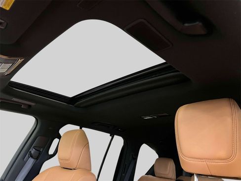 New 2025 Lexus LX 700h Luxury image 16