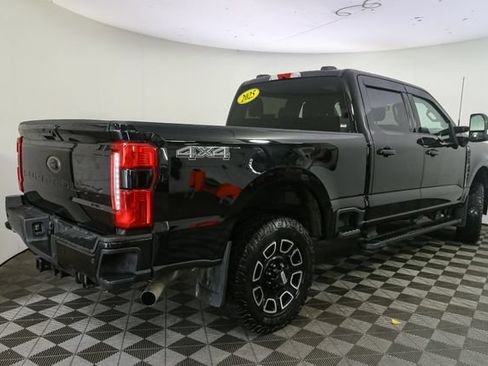 Used 2025 Ford F250 Lariat w/ Black Appearance Package AWD/4WD image 12