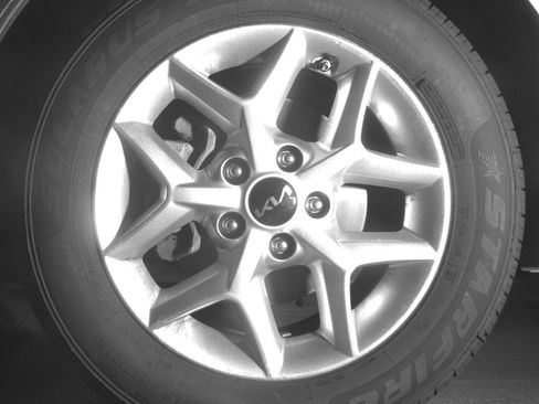 Used 2025 Kia Soul LX w/ LX Technology Package FWD image 12
