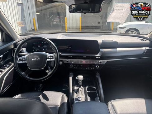Used 2025 Kia Telluride S FWD image 12