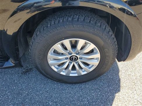 Used 2024 Nissan Armada SV w/ Cargo Package image 5