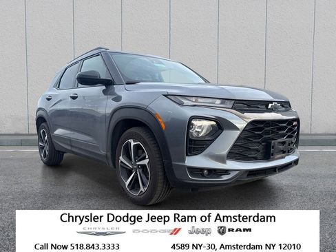 Used 2021 Chevrolet TrailBlazer RS w/ Sun and Liftgate Package image 1