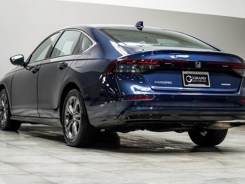 Used 2023 Honda Accord EX-L image 12
