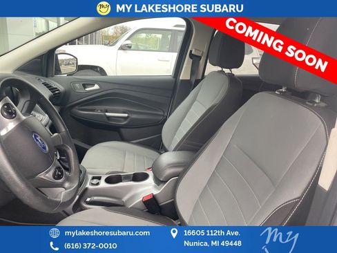 Used 2016 Ford Escape SE w/ Equipment Group 201A AWD/4WD image 17