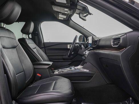 Used 2020 Ford Explorer Limited AWD/4WD image 12