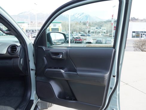 Certified 2023 Toyota Tacoma TRD Sport image 20