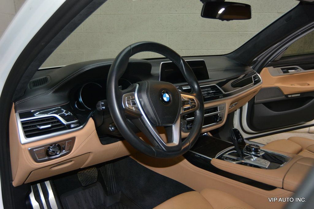Used 2017 BMW 750i xDrive AWD/4WD image 11
