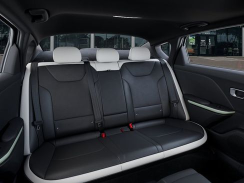 New 2026 Kia K4 GT-Line FWD image 17