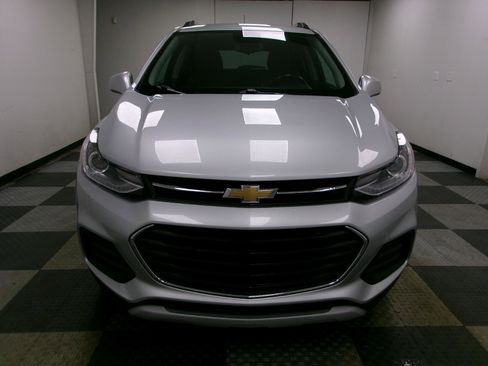 Used 2019 Chevrolet Trax LT w/ LT Convenience Package image 15