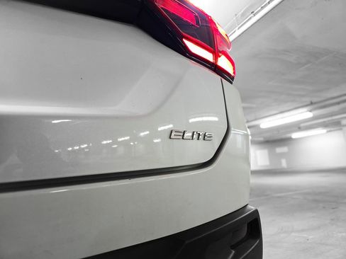 Certified 2023 Honda Pilot Elite image 10