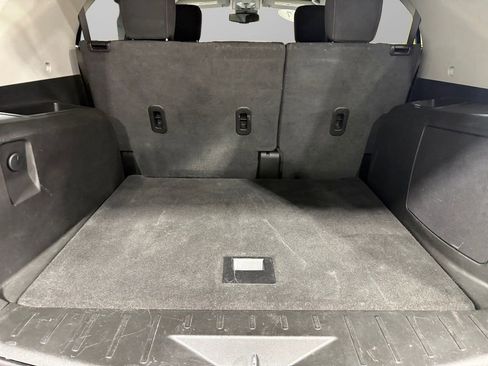 Used 2017 Chevrolet Equinox LT w/ Convenience Package image 5