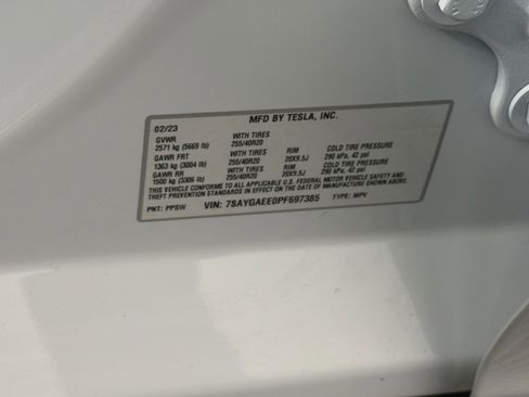 Used 2023 Tesla Model Y Long Range image 30