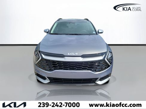 Certified 2025 Kia Sportage EX w/ Premium Package FWD image 2