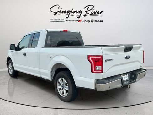 Used 2015 Ford F150 XLT w/ Equipment Group 301A Mid RWD image 5
