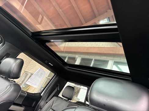 Used 2017 Ford F150 Lariat image 24