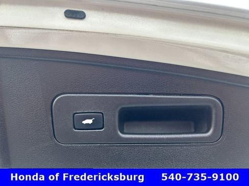 Used 2016 Acura MDX SH-AWD image 12
