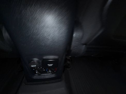 Used 2020 Ford Transit Connect XL FWD image 21