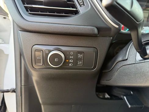 Used 2022 Ford Escape SEL image 16