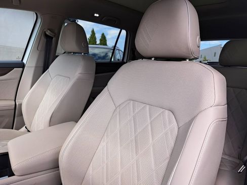 New 2026 Volkswagen Atlas SEL Premium R-Line image 18