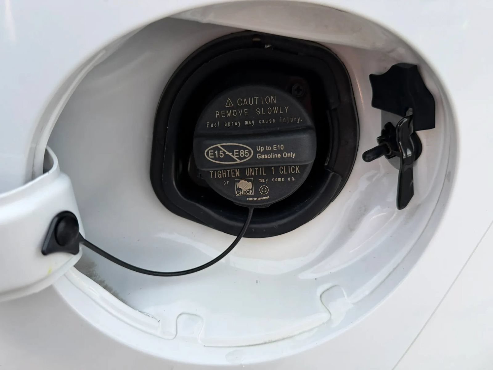 Used 2020 Toyota Yaris XLE FWD image 27