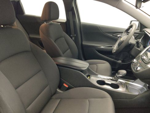Used 2025 Chevrolet Malibu LT FWD image 21