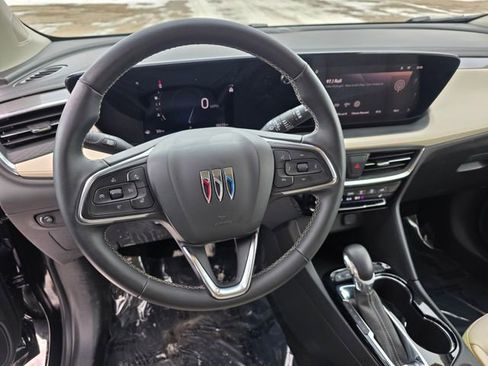 Used 2024 Buick Encore GX Avenir image 19
