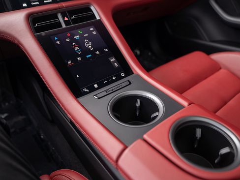 Certified 2023 Porsche Taycan GTS image 15