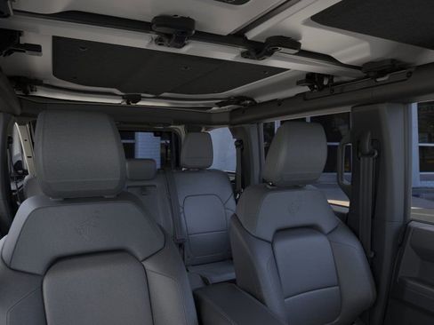 New 2026 Ford Bronco Outer Banks AWD/4WD image 12