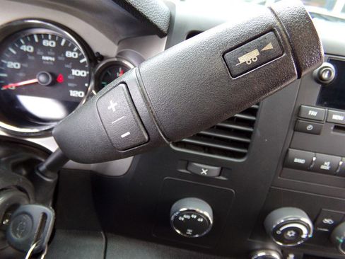 Used 2010 Chevrolet Silverado 1500 LT w/ Power Pack Plus image 38