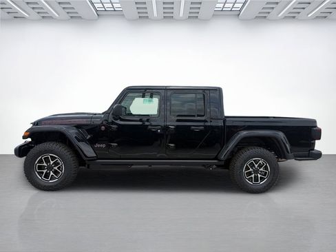 New 2026 Jeep Gladiator Rubicon w/ Steel Power Dome Hood Package AWD/4WD image 5