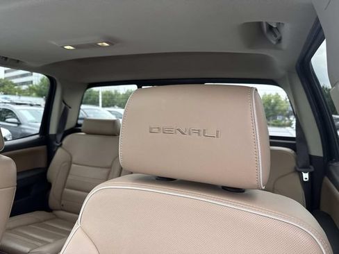Used 2017 GMC Sierra 1500 Denali w/ Denali Ultimate Package AWD/4WD image 22