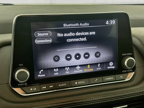 Used 2025 Nissan Rogue SV AWD/4WD image 21