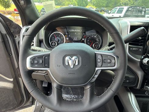 New 2026 RAM 2500 Big Horn AWD/4WD image 22