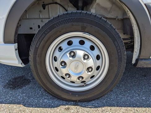 Used 2025 Ford Transit 350 XLT image 10