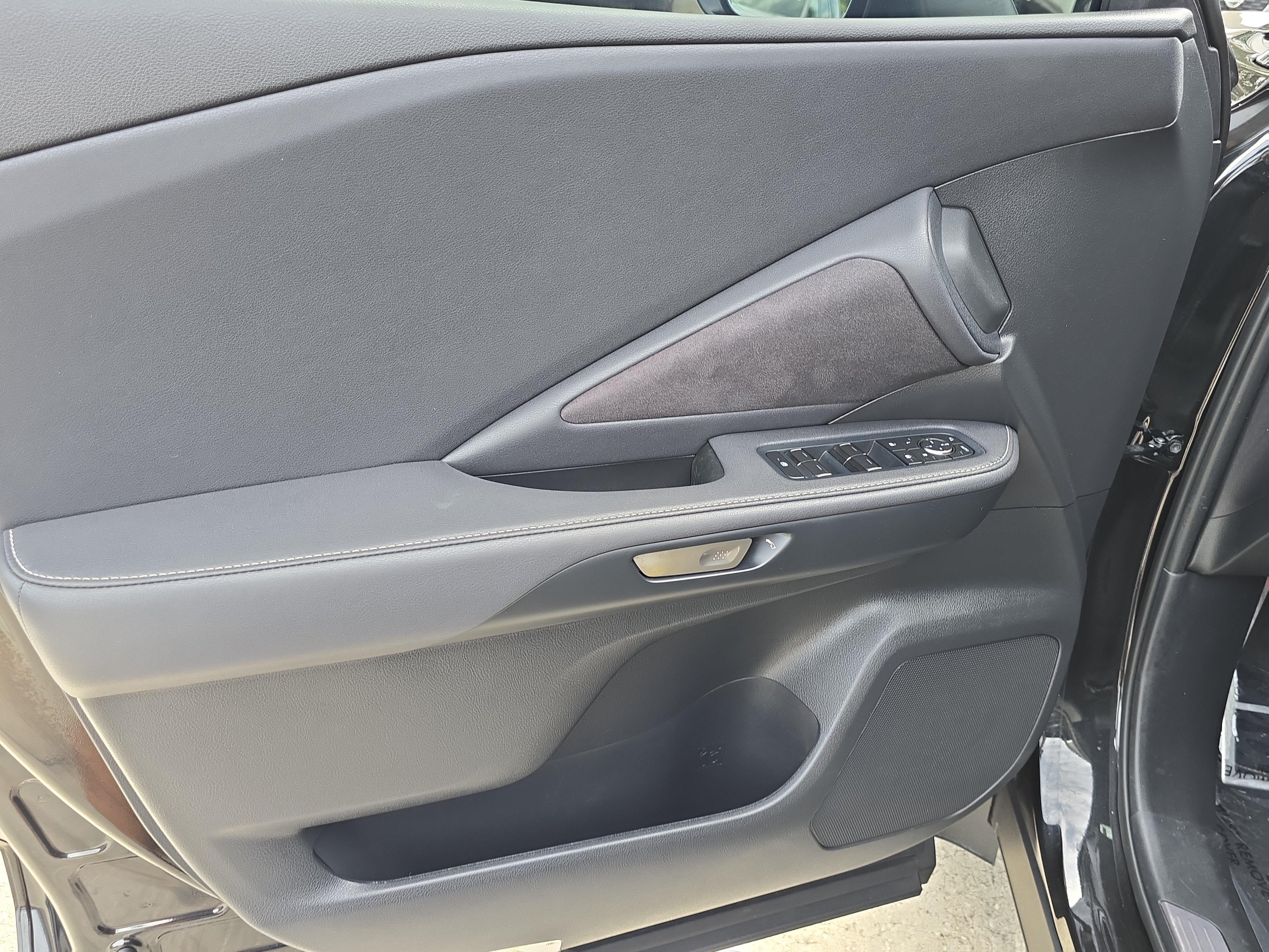 Used 2025 Lexus TX 500h AWD image 18